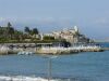 Altstadt von Antibes vom Strand aus