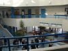 Das Universittsgebude whrend einer Pause