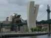 Das bekannte Guggenheim-Museum Bilbao von fern